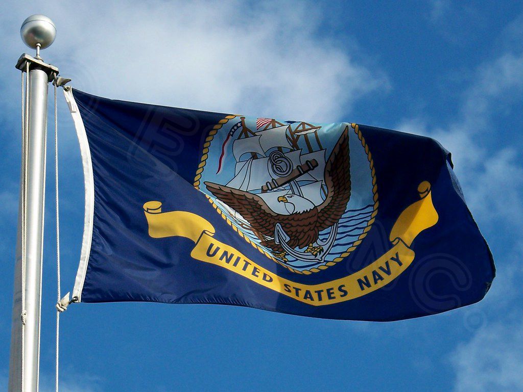 Lakeshore Trade US Navy 3x5 Flag, Polyester, Double Stitched Edges, Brass Grommets, Indoor/Outdoor
